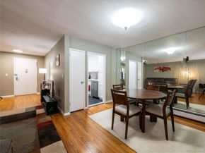 25 Park Place 2C, Great Neck NY 11021