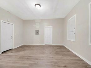 206 S 9th Avenue, Mount Vernon NY 10550