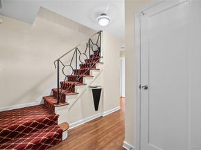 11 Searingtown Road, Searingtown NY 11507