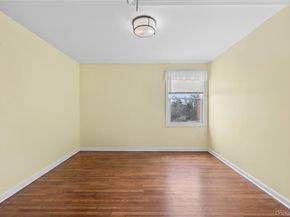 11 Searingtown Road, Searingtown NY 11507