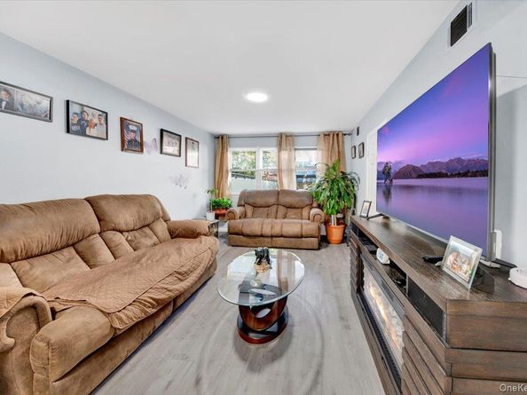 437 Torry Avenue, Bronx NY 10473