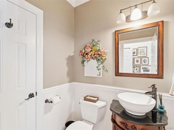 113 Overture Place, Eastport NY 11941