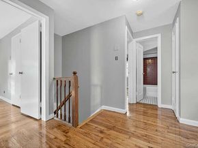 452 Latham Road, Mineola NY 11501