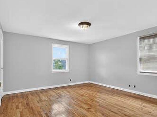 452 Latham Road, Mineola NY 11501
