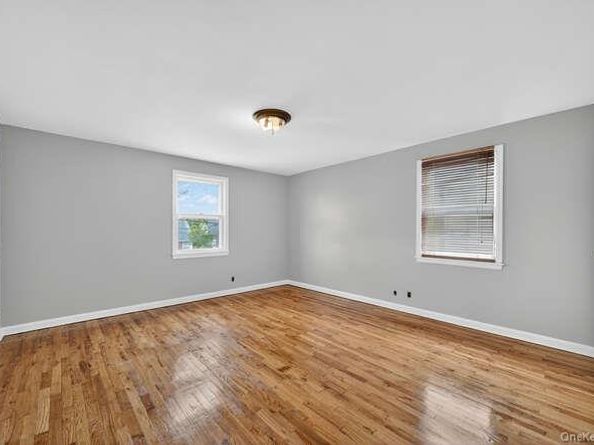 452 Latham Road, Mineola NY 11501