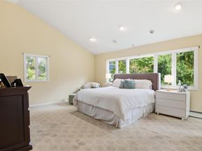 17 Plane Tree Lane, Dix Hills NY 11746