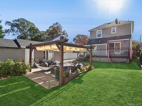 59 E 21st Street, Huntington Station NY 11746