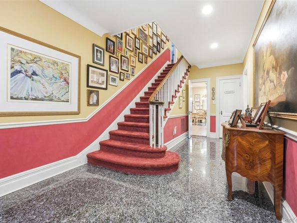 91 Woodmere Boulevard, Woodsburgh NY 11598