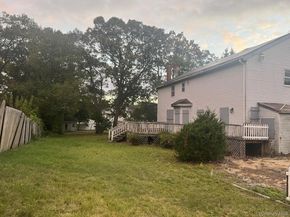 25 Avenue B, Holbrook NY 11741