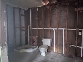 25 Avenue B, Holbrook NY 11741
