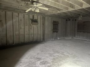 25 Avenue B, Holbrook NY 11741