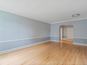 22 Hamilton Place I1, Garden City NY 11530