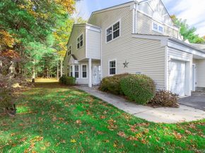 17 Pidgeon Court, Manorville NY 11949