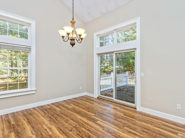 17 Pidgeon Court, Manorville NY 11949