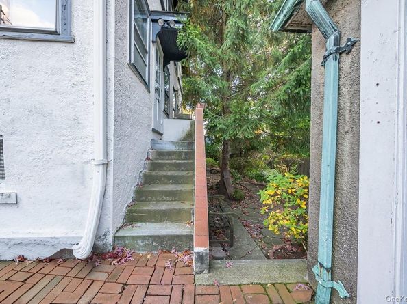 43 Ridge Drive, Yonkers NY 10705