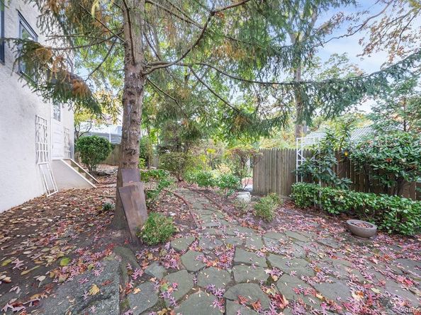 43 Ridge Drive, Yonkers NY 10705