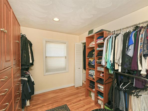 22 Apple Blossom Lane, East Patchogue NY 11772