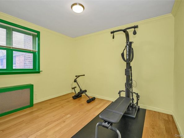 189-23 39th Avenue 122, Flushing NY 11358