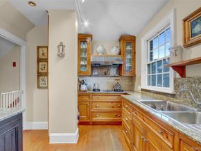 51-27 Browvale Lane, Little Neck NY 11362