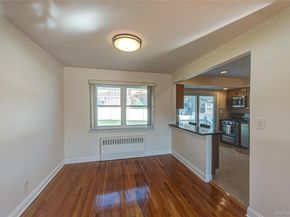 49 Spector Lane, Plainview NY 11803