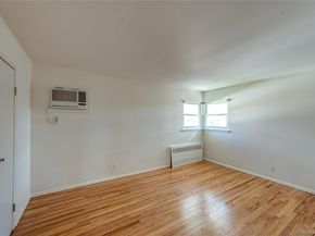 49 Spector Lane, Plainview NY 11803