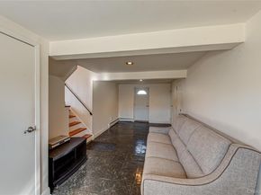 49 Spector Lane, Plainview NY 11803