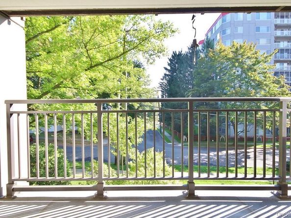 15 Stewart Place 1R, White Plains NY 10603