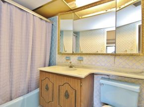 15 Stewart Place 1R, White Plains NY 10603