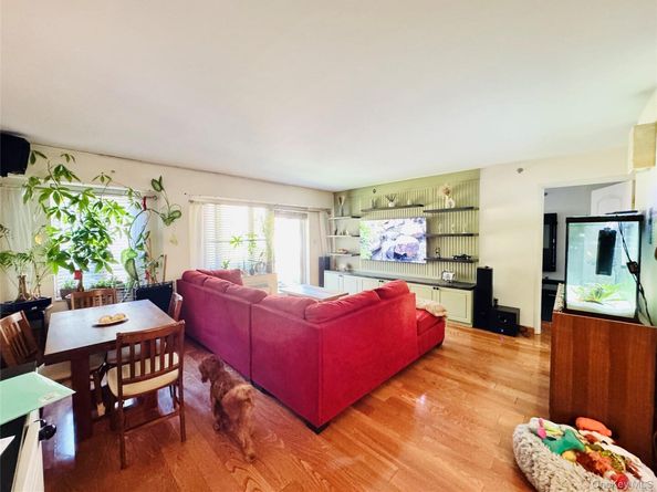 64-34 Grand Central Parkway 1E, Forest Hills NY 11375