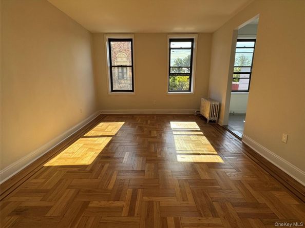 762 Brady Avenue 221, Bronx NY 10462