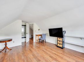 60 Underhill Avenue, Hicksville NY 11801