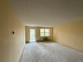 221 Beach 80th Street 3D, Rockaway Beach NY 11693