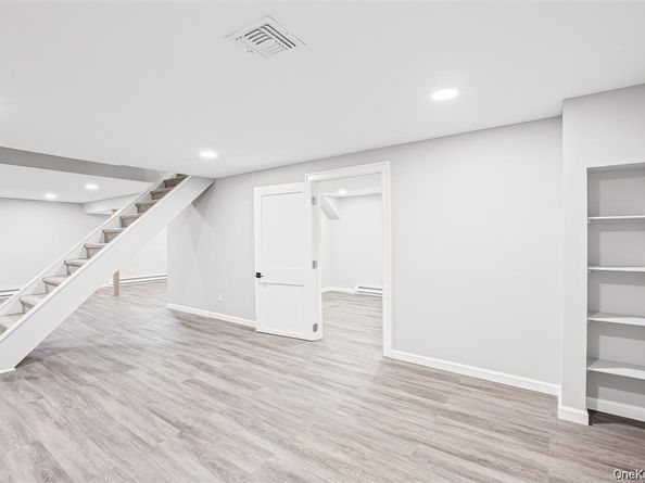 598 N Suffolk Avenue, Massapequa NY 11758
