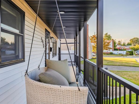 598 N Suffolk Avenue, Massapequa NY 11758