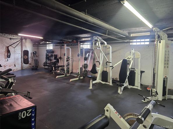 2190 Boston Road 4G, Bronx NY 10462