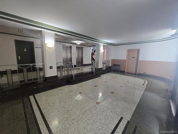 2190 Boston Road 4G, Bronx NY 10462