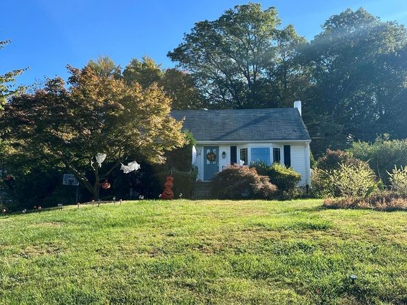 3736 Hudsonview Street, Mohegan Lake NY 10547