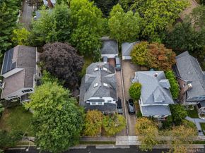 30 Monroe Street, Port Washington NY 11050