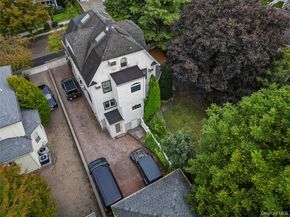 30 Monroe Street, Port Washington NY 11050