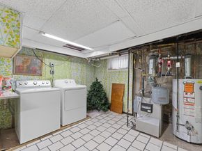239 White Road, Mineola NY 11501