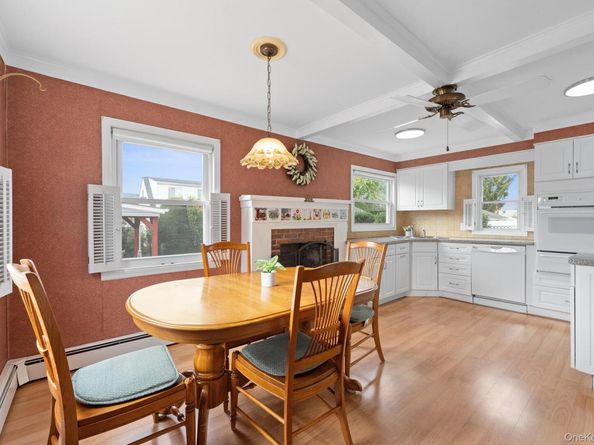 239 White Road, Mineola NY 11501