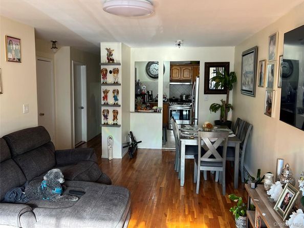 143-27 Roosevelt Avenue, Flushing NY 11354