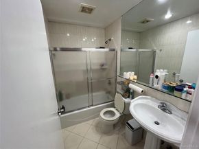 143-27 Roosevelt Avenue, Flushing NY 11354