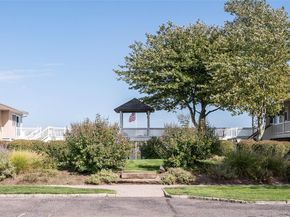 61 West Tiana Rd 24, Hampton Bays NY 11946