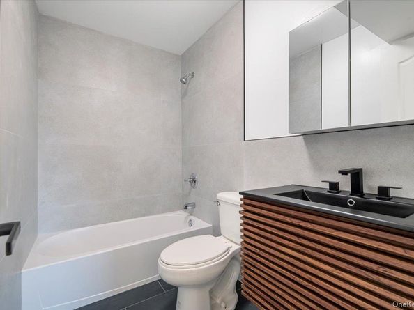 166 Beach 4th Street, Far Rockaway NY 11691