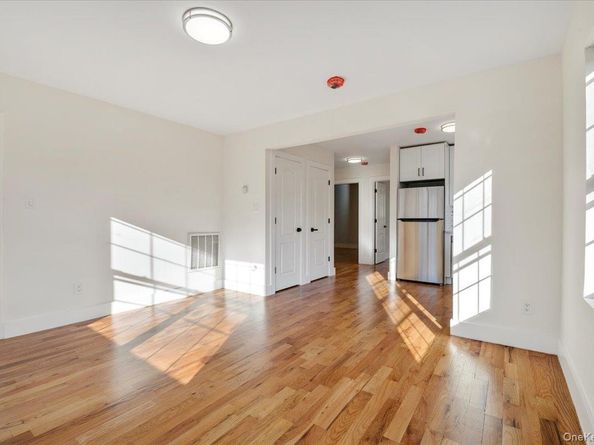 166 Beach 4th Street, Far Rockaway NY 11691