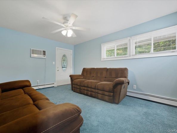 44 Shotgun Lane, Levittown NY 11756