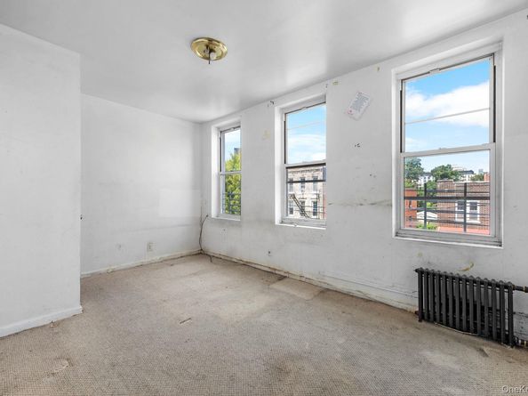 3057 14th Street, Astoria NY 11102