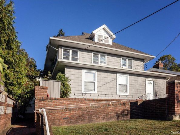 19633 Foothill Avenue, Holliswood NY 11423