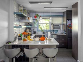 19633 Foothill Avenue, Holliswood NY 11423